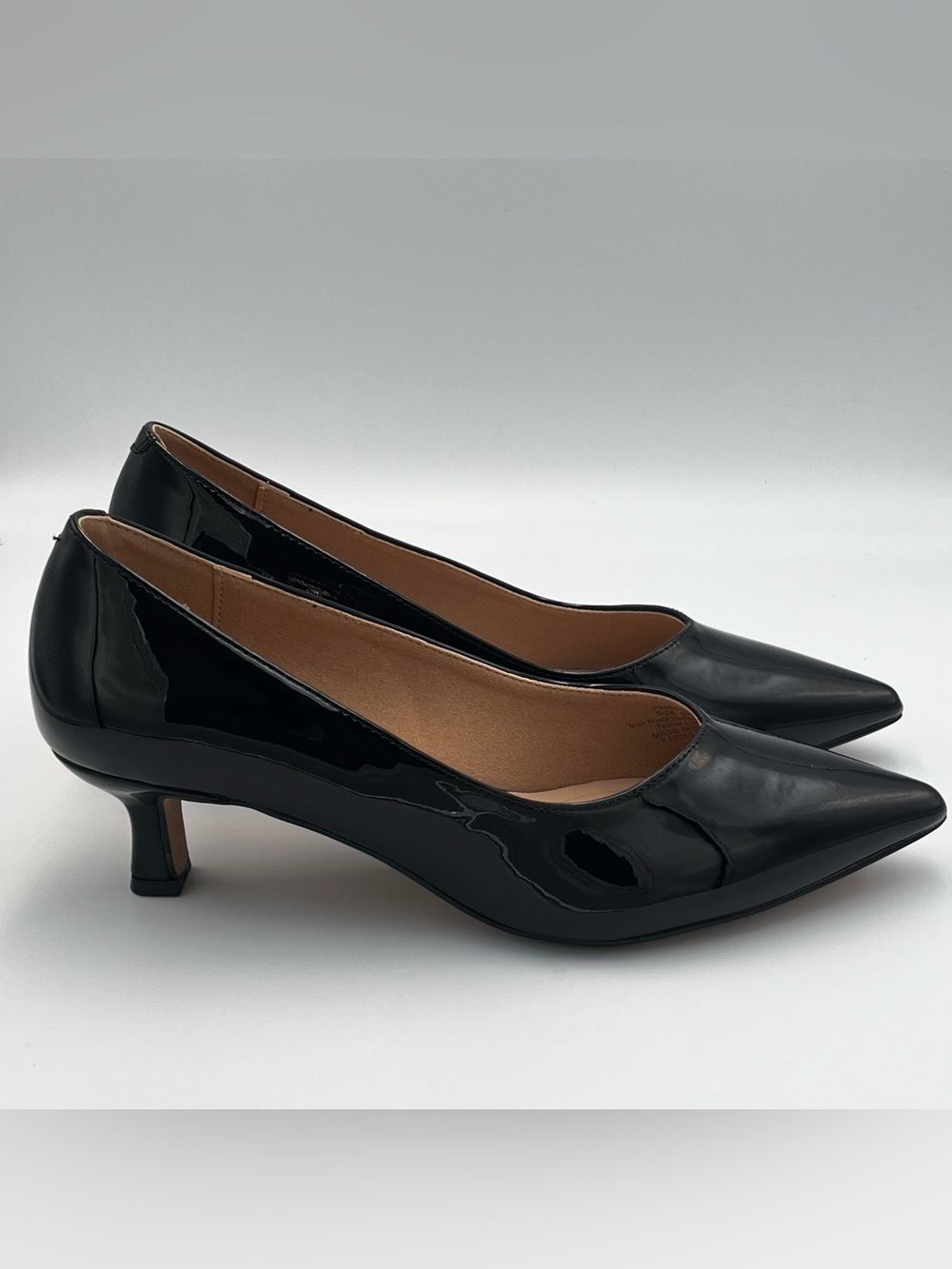 Journee Pammie Slip-On Black Patent Pointed Kitten Heel Pump Women’s Size 9M